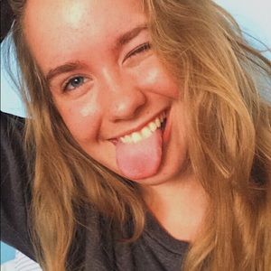 Meet your Posher, Kenna